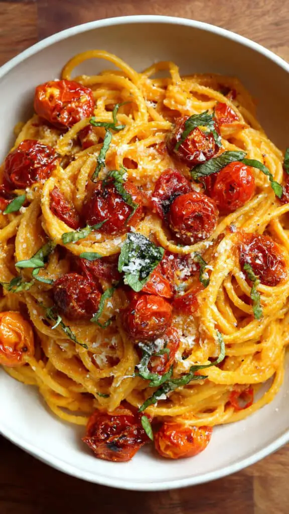 Creamy Roasted Tomato Pasta – Bursting with Italian Flavors!