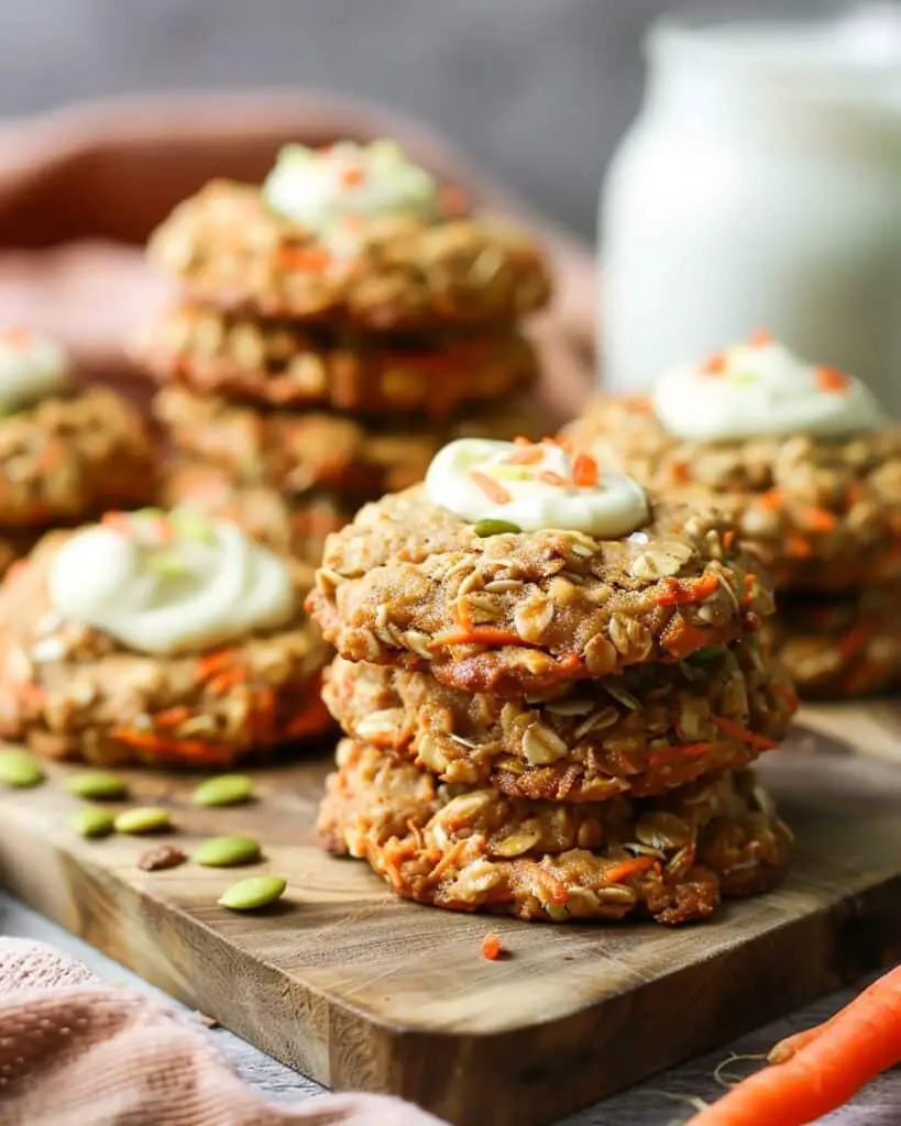 Easy Carrot Cake Oatmeal Cookies