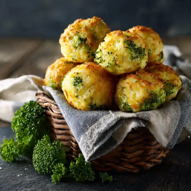 Cheesy Broccoli Balls for the Whole Family
